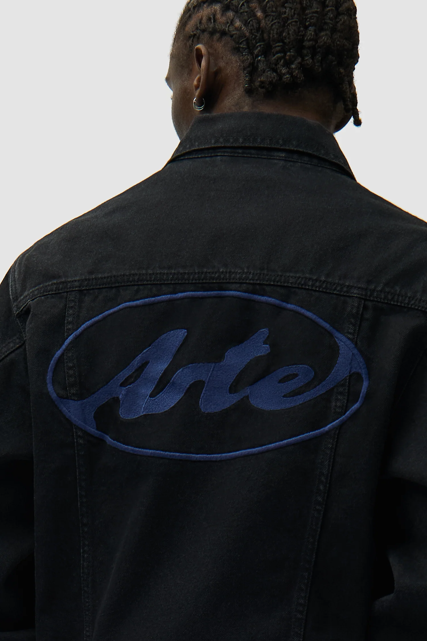 Circle Logo Jeans Jacket - Black - Image 8